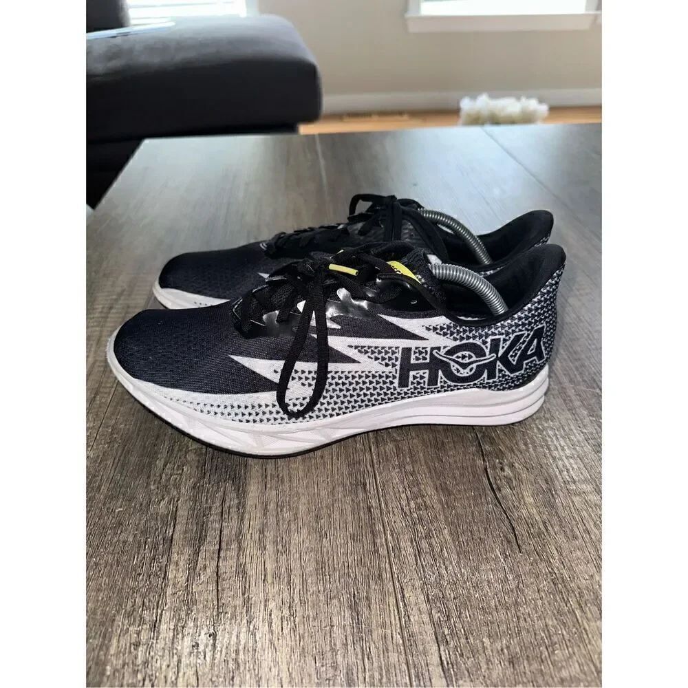 Hoka Crescendo MD Men’s Size 13 Track and Field Shoes Black White Running Spikes
